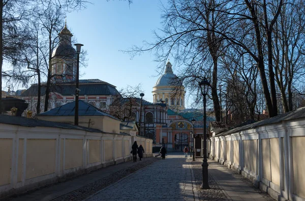 俄罗斯圣彼得堡 2018年4月11日 圣三一的入口亚历山大 内夫斯基 拉瓦拉 Sankt Peterburg 俄罗斯 — 图库照片