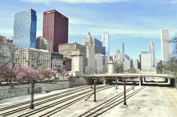 Byggnader i Chicago under våren — Stockfoto