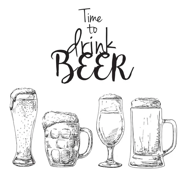 Фон с пивом. Надпись: время пить пиво. Напиши в смс. Векторная иллюстрация стиля эскиза . — стоковый вектор