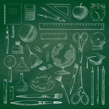 Elle çizilmiş farklı okul yeşil okul tahta sağlar. Bir kroki stil vektör çizim.