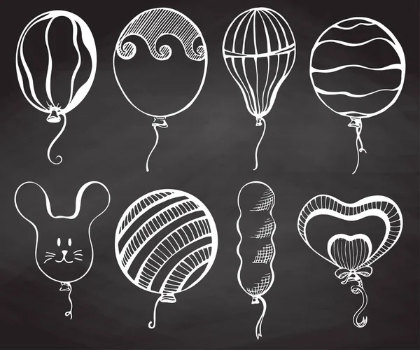 Skupina balónky různých tvarů. Ručně kreslenou křídy na tabuli. — Stockový vektor