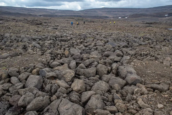 Rusya 'nın Sibirya bölgesindeki Krasnoyarsk bölgesindeki Putorana platosuna yaz aylarında seyahat edin.