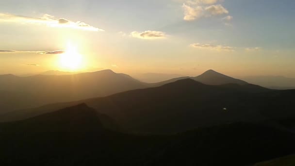 Schöner Sonnenuntergang Den Bergen — Stockvideo