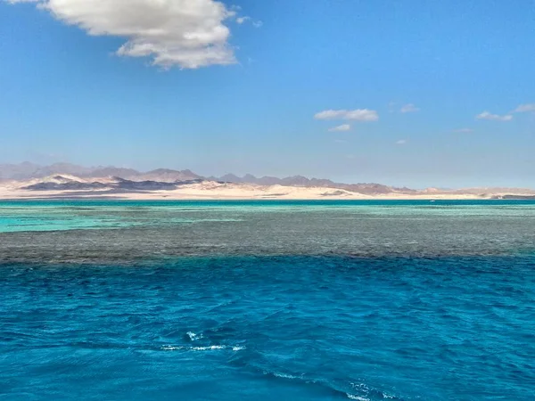 Mısır, güzel Kızıldeniz, muhteşem manzaralar, harika bir yolculuk.