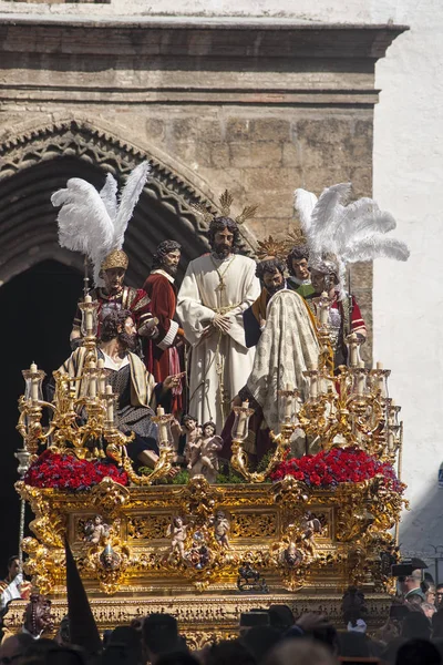 Bruderschaften der Buße der Heiligen Woche in Sevilla, el carmen schmerzhaft — Stockfoto