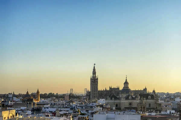 Senaste Lampor Dagen Den Monumentala Staden Sevilla Spanien — Stockfoto