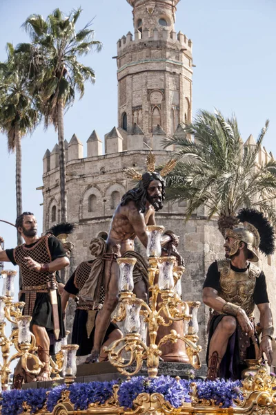 Procession av brödraskapet av cigarren, heliga veckan i Sevilla — Stockfoto