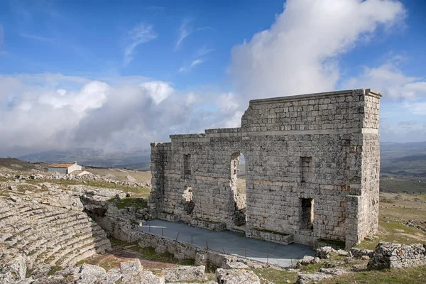 Acinipo Roma şehir antik tiyatro Ronda Malaga ilinde yer almaktadır
