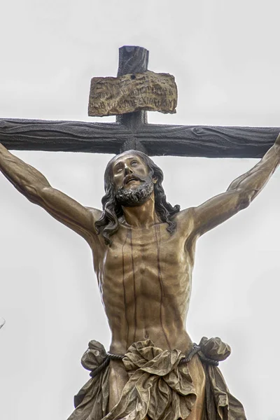 Gesù morente sulla croce, Settimana Santa di Siviglia, la Confraternita del Cucciolo — Foto Stock