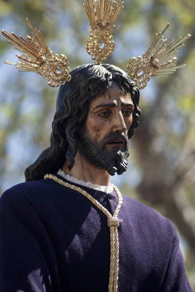 Jesús cautivo en la procesión de la Semana Santa de Sevilla —  Fotos de Stock