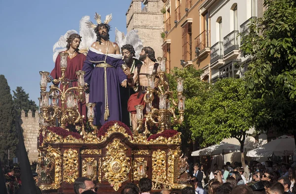 Jésus dépouillé de ses vêtements, Pâques à Séville — Photo