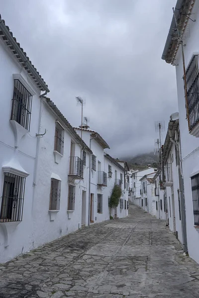 Typowe Andaluzyjskie Ulice Miasta Grazalema Prowincji Kadyks — Zdjęcie stockowe