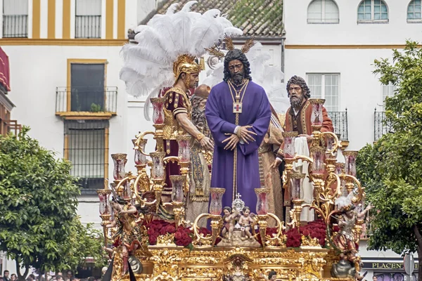 Heliga veckan i Sevilla, broderskap av Jesus Captive Paulus — Stockfoto