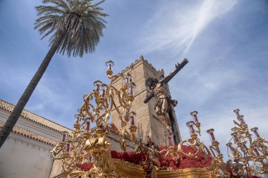 Susuzluk kardeşlik, kutsal hafta Seville, İsa Çarmıhta