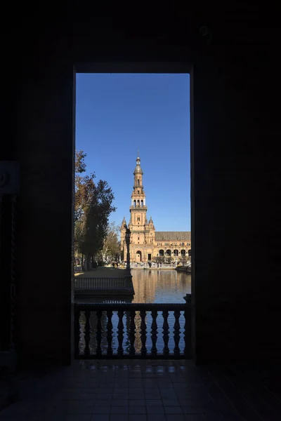 Hermosa plaza de España en Sevilla, España — Foto de Stock