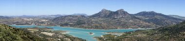 Grazalema Tabiat Parkı, baraj Zahara de la Sierra ve Tagus Algarn, Andalucia sitenin