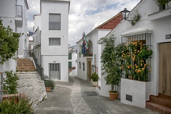 Pueblos rurales en la provincia de Málaga, Istán — Foto de Stock