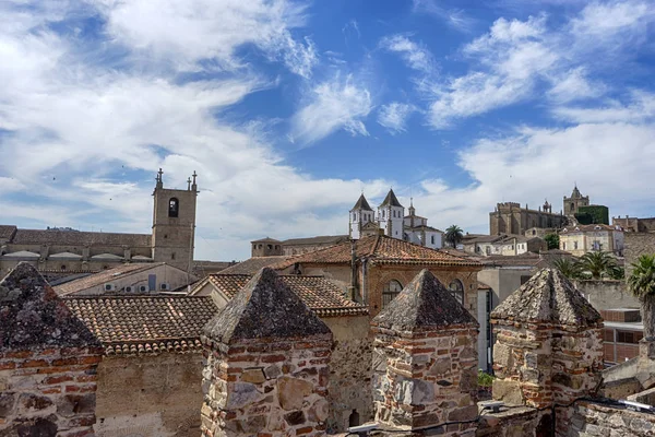 Bela cidade medieval de Cáceres na Estremadura — Fotografia de Stock