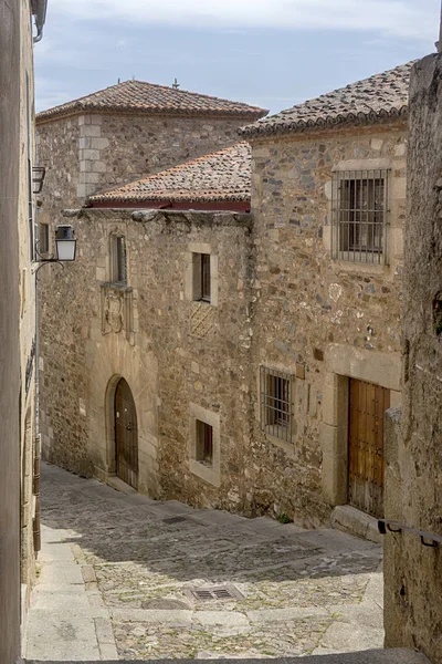Güzel ortaçağ şehir, Caceres Extremadura içinde — Stok fotoğraf