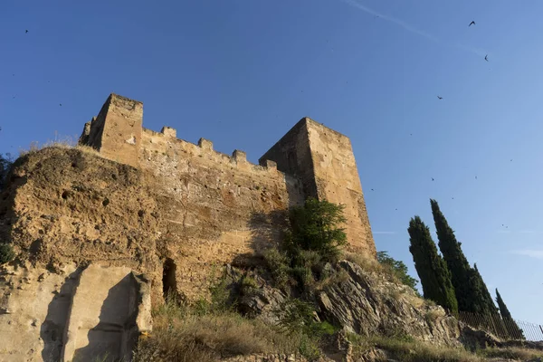 西班牙卡塞雷斯古城防御墙 — 图库照片