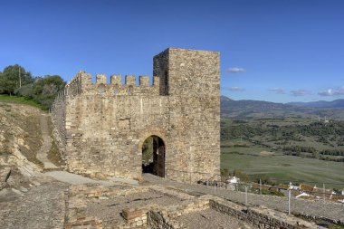 Kalıntıları eski kale, köy Jimena de la Frontera, İspanya