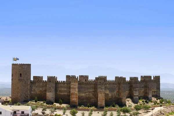 Burgalimar kale içinde şehir, Baos de la Encina, Jaen — Stok fotoğraf