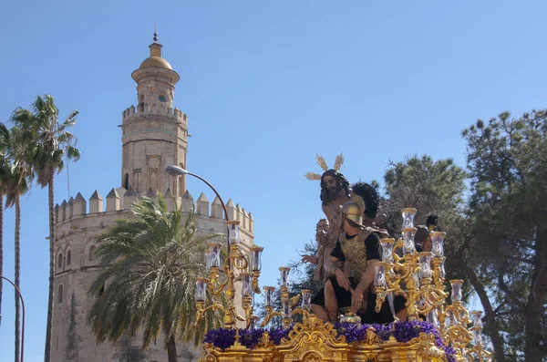 Puro, kutsal hafta Seville kardeşlik alay — Stok fotoğraf