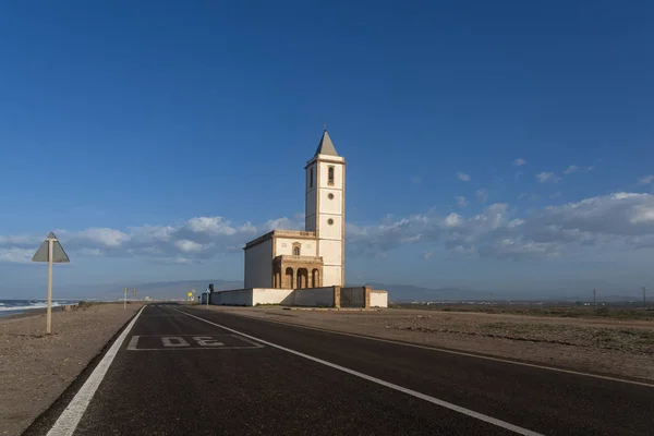 โบสถ เหม องเกล อในอ ทยานธรรมชาต ของ Cabo Gata Almeria — ภาพถ่ายสต็อก