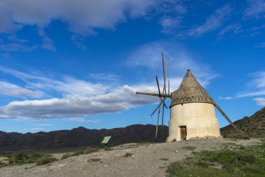 Cabo de Gata, San Jose, Almeria 'daki Ceneviz Değirmeni