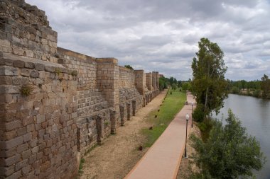 Merida, İspanya 'nın eski alcazaba duvarı.