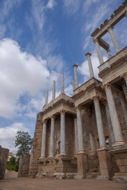 İspanya 'nın Merida kentindeki büyük Roma tiyatrosunun manzarası