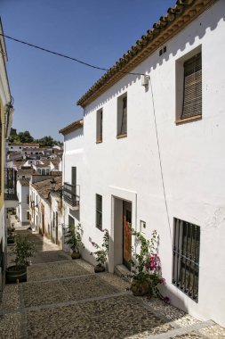 Huelva, Endülüs 'te Almonaster la Real belediyesinde yürüyüş