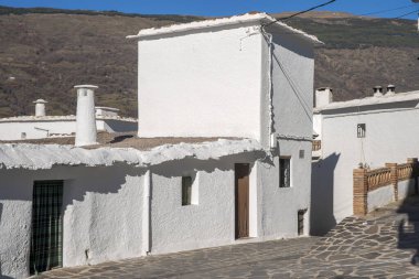 Alpujarra de Granada, Bubin kırsalında bir sokak.
