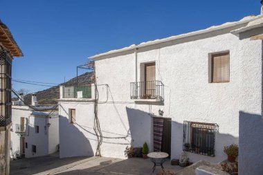 Alpujarra de Granada, Bubin kırsalında bir sokak.