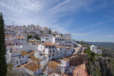 La Axarqua de Malaga Köyü, Kısraklar