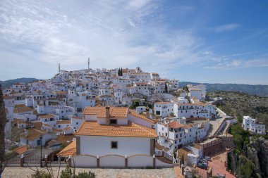 La Axarqua de Malaga Köyü, Kısraklar