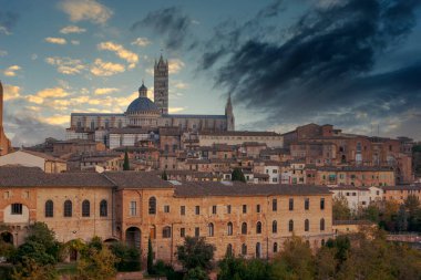 İtalya 'nın anıtsal kenti Siena' nın manzarası