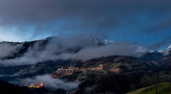 País de montaña — Foto de Stock