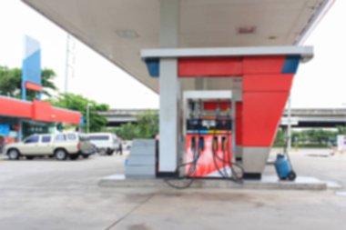 Bulanık benzin istasyonu 