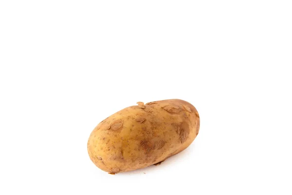 Potatis på vit bakgrund. — Stockfoto