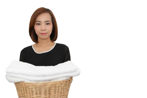 Asiático dona de casa segurando cesta . — Fotografia de Stock