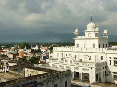 Gurudwara Mandi Sihler, Himachal Pradesh, Hindistan için kutsal bir yerdir.