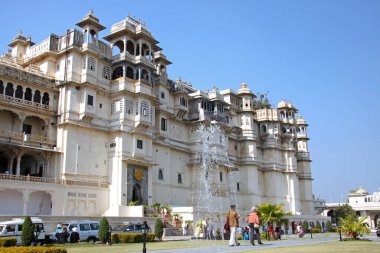 Udaipur, Hindistan - 7 Ocak 2015: City Palace Udaipur, Hindistan