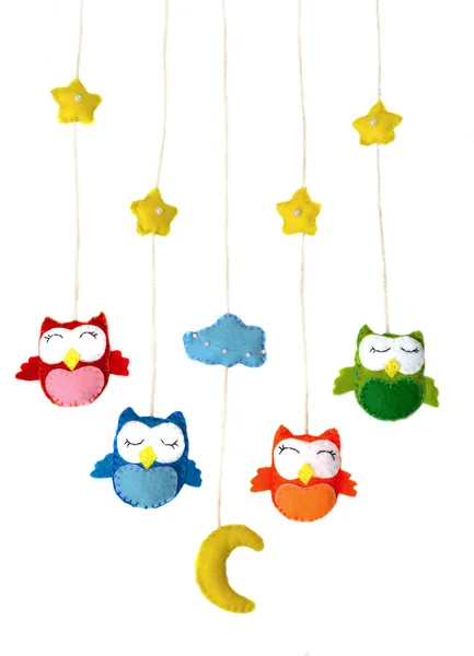 Bebek beşik mobil - çocuklar oyuncak, beyaz arka plan üzerinde izole