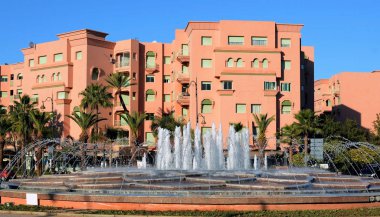 Marrakech, Fas - 2 Ocak 2016: Avenue Mohammed VI şehir Marakeş'te, Fountains