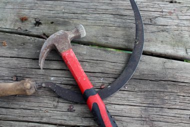 Orak ve çekiç eski bir ahşap doku