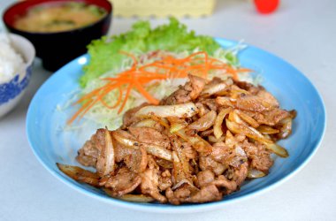 Japon zencefil domuz kızarmış