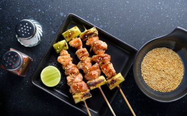 Japon tavuk ızgara Yakitori .