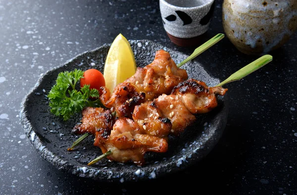 Japoński kurczak grill lub yakitori. — Zdjęcie stockowe