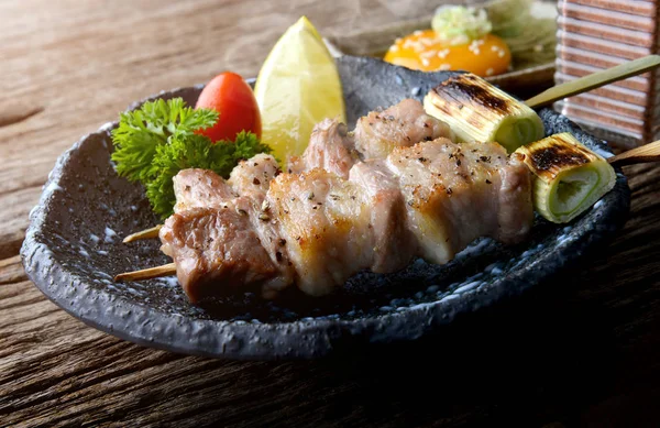 Butabara yakitori sau grătar japonez de porc cu bacon . — Fotografie, imagine de stoc